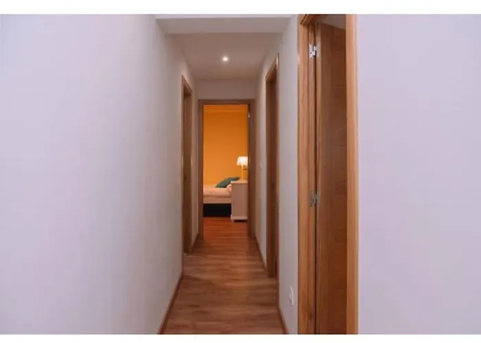 Piso Centrico Y Tranquilo Διαμέρισμα *